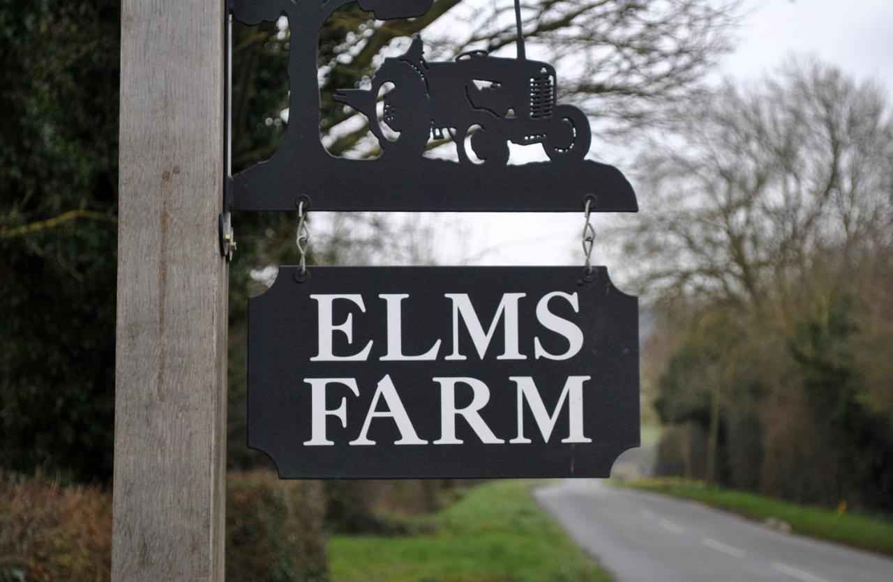 Elms Farm Villa Alderton  Bagian luar foto